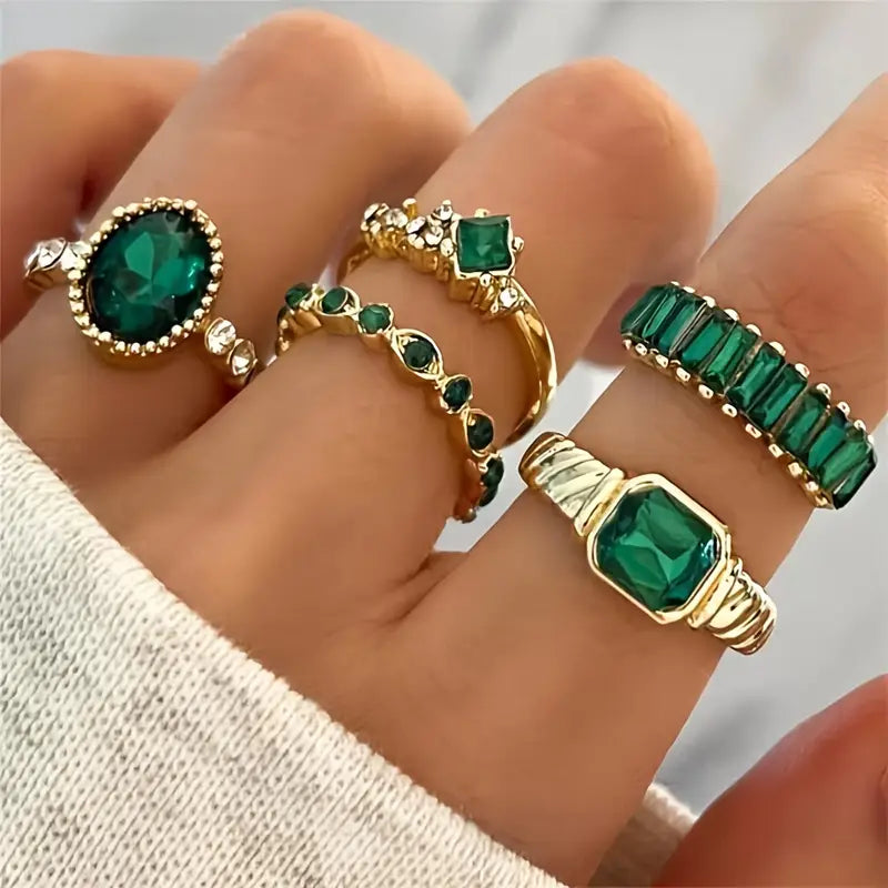 Zara Exquisite Emerald Gold Ring Set