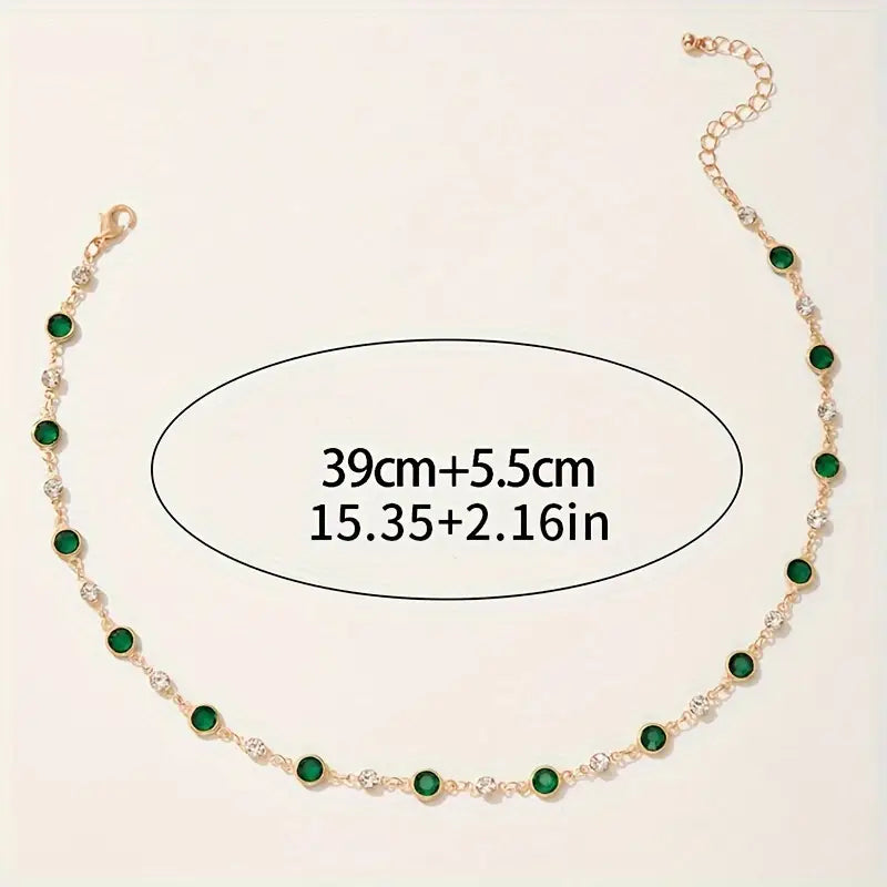 Chic Emerald Green Pendant Necklace