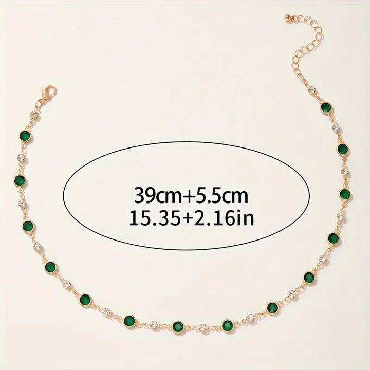 Chic Emerald Green Pendant Necklace