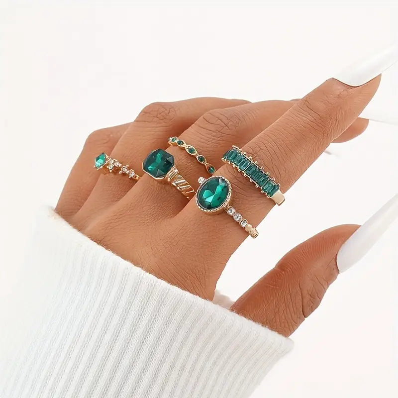 Zara Exquisite Emerald Gold Ring Set