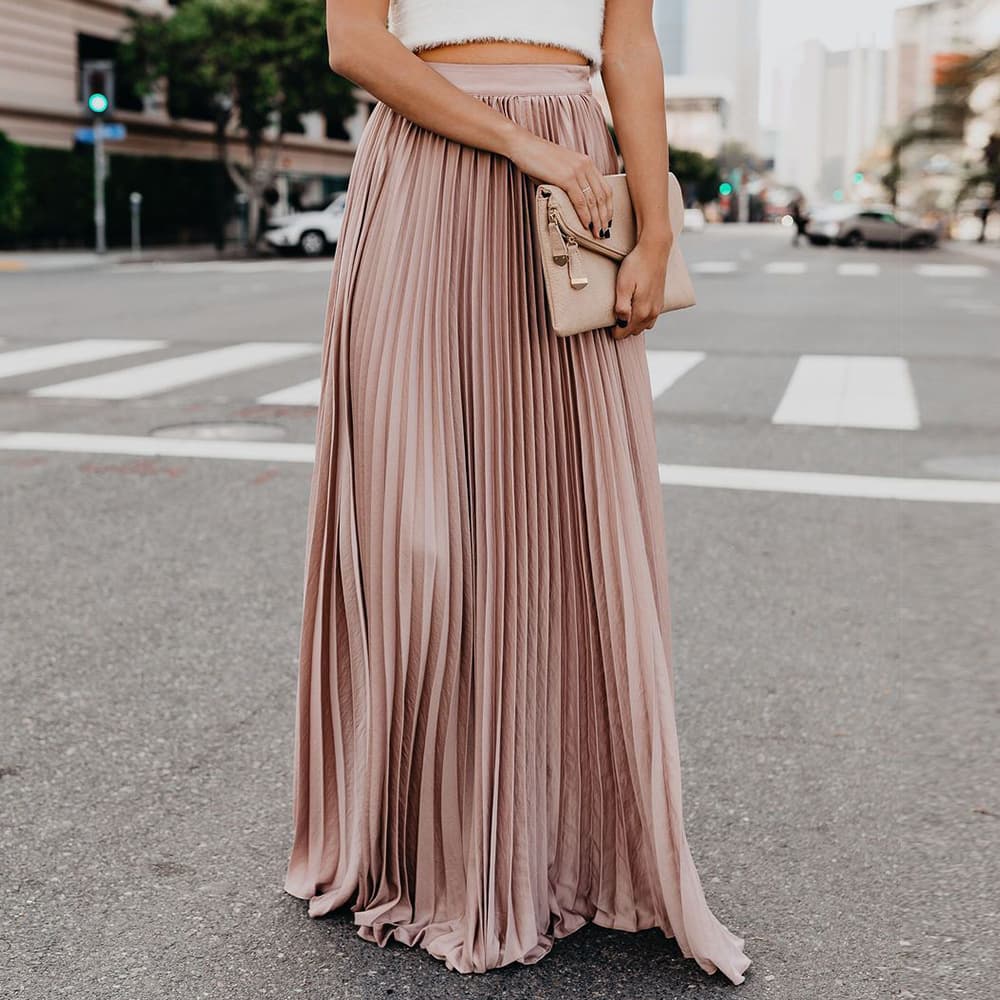 Stylish Pleated Skirt - for Women in Classic Design
