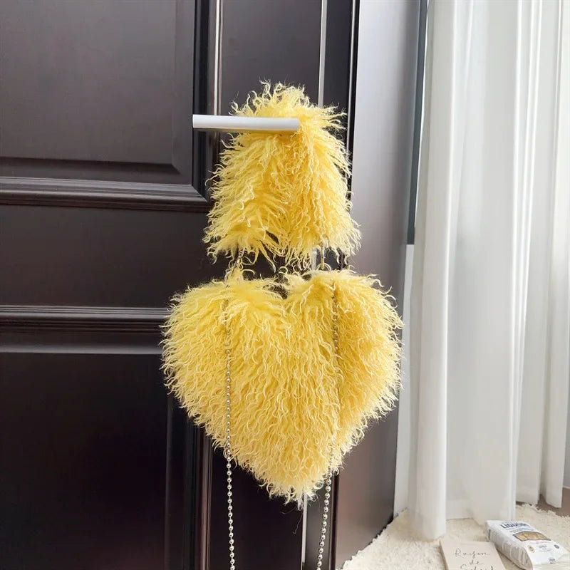 Amélie | Heart Plush Shoulder Bag