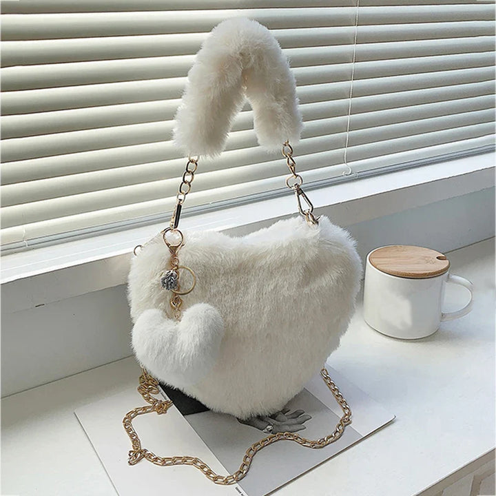 Céleste | Heart-Shaped Plush Shoulder Bag