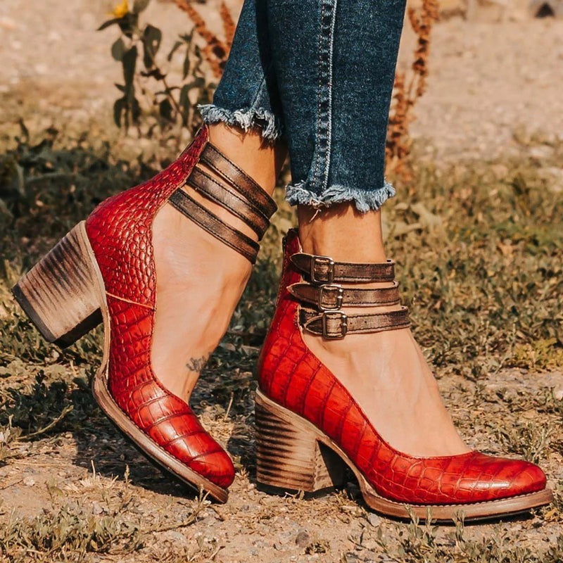 Anya™ | Timeless Heel Pumps